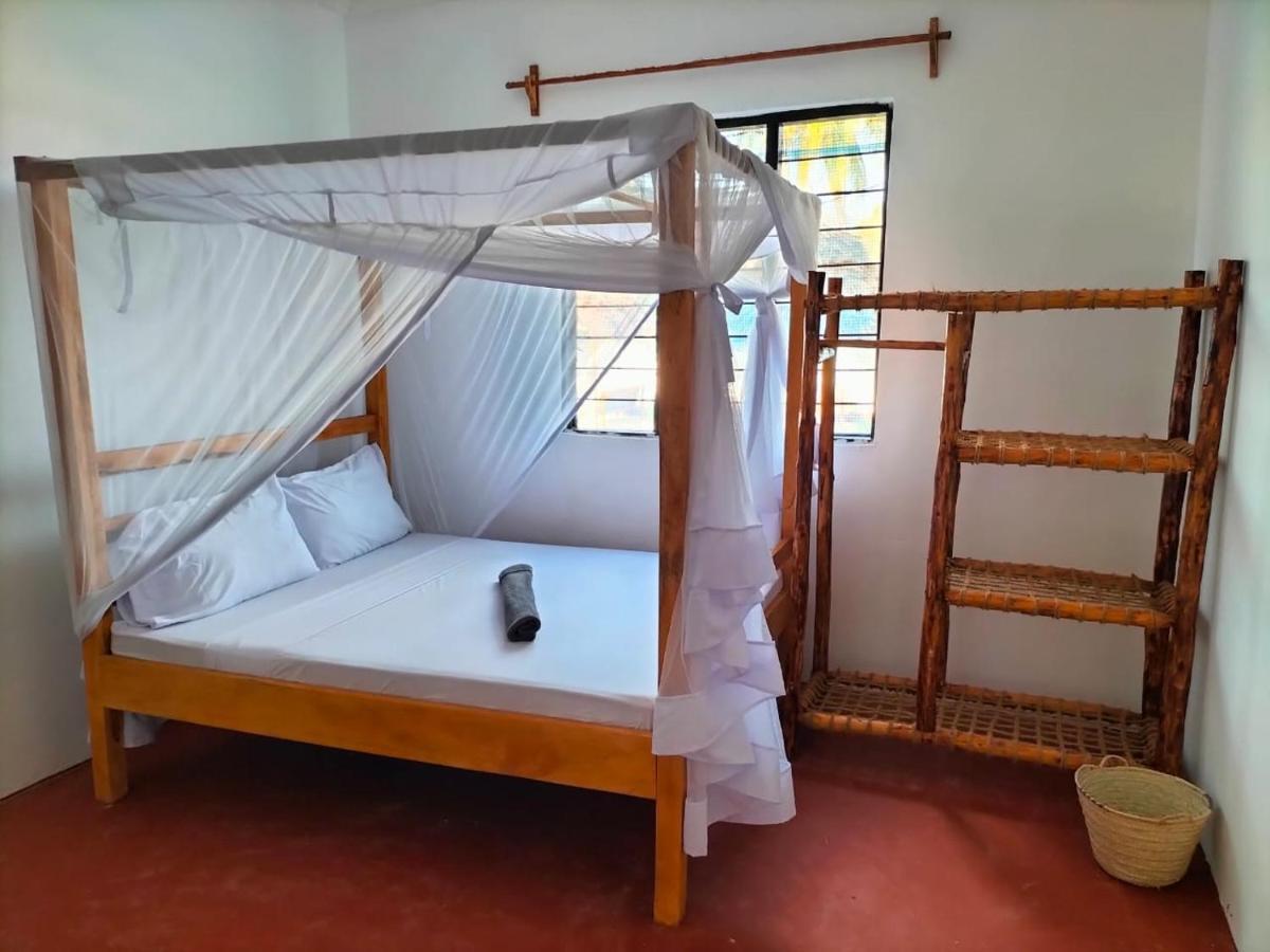 Mambo Leo Hostel パジェ エクステリア 写真