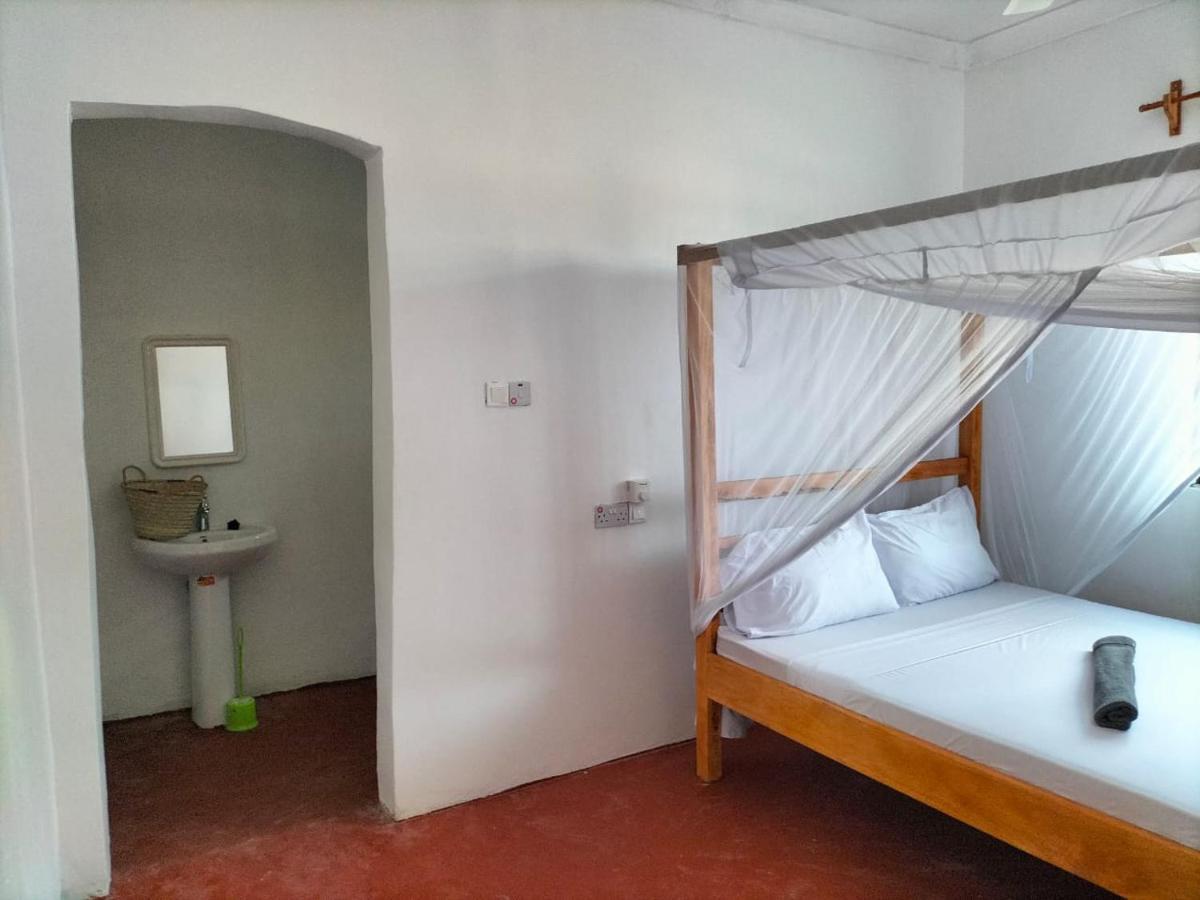 Mambo Leo Hostel パジェ エクステリア 写真